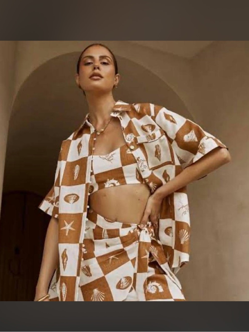 Dissh Bronze & White Linen Shell-Print